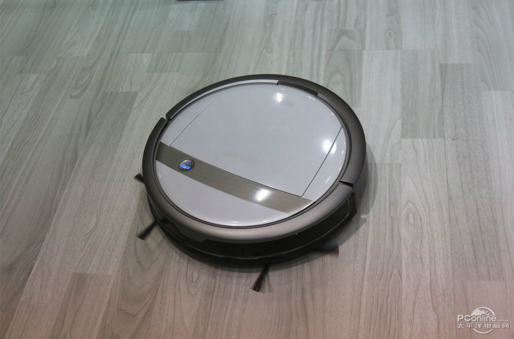 更薄更智能 科沃斯地寶7系掃地機AWE首秀，革新家居清潔體驗
